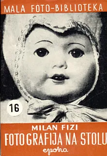 Fotografija na stolu