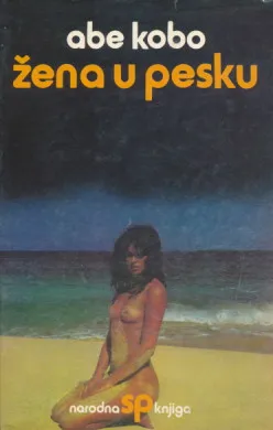 Žena u pesku