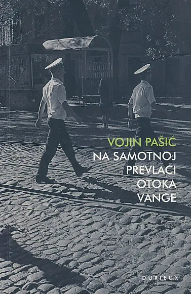 Na samotnoj prevlaci otoka Vange