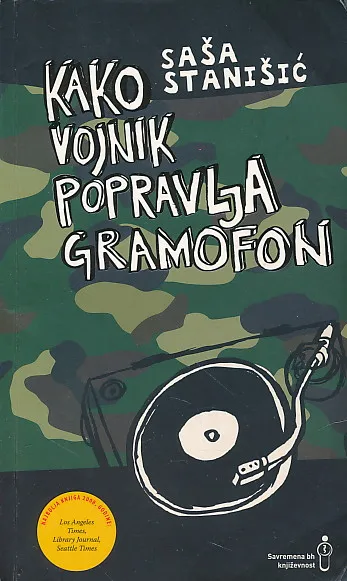 Kako vojnik popravlja gramofon