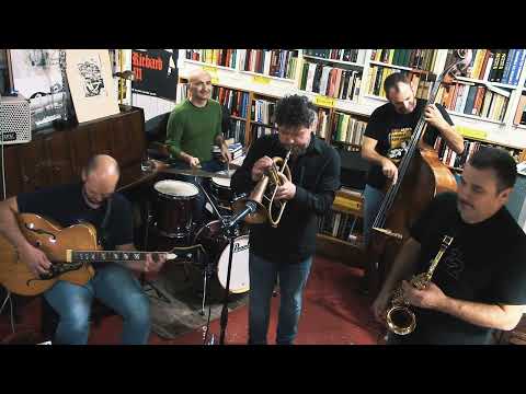 Robert Mikuljan Quintet - Footprints