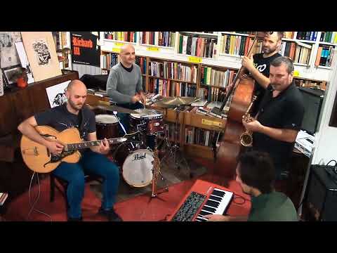 Jazz By The Book: Denis Razz Adjustable Group