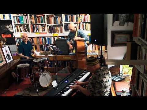 Roberto Magris Trio - Kansas City Blues